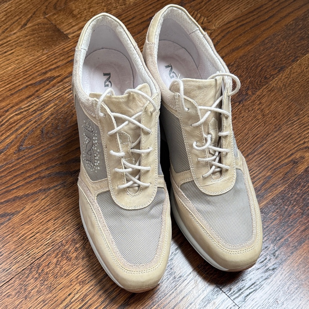 Nero Giardini Beige Women's Sneakers